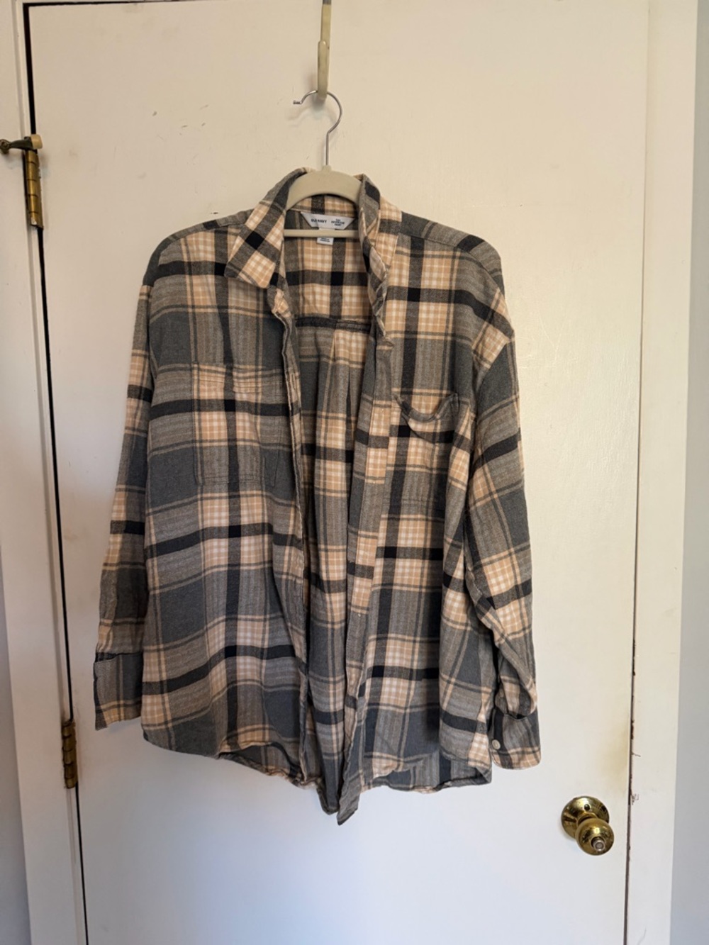 Old Navy Gray and Cream Plaid Flannel Shirt | Extra Large